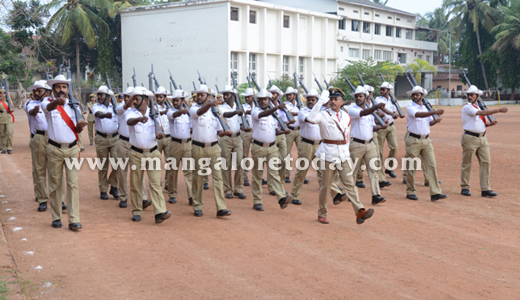 Police Flag Da...